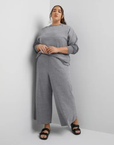 Hanes Originals Women's French Terry Wide Leg Cropped Pants, 25" (Plus Size)